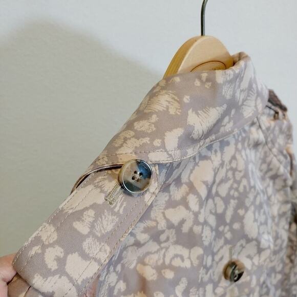 Daughters of the Liberation Anthropologie Animal Print Trench Coat Sz 4 - Picture 9 of 11